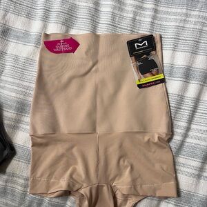 Maidenform High-Waist Boyshort in Beige
